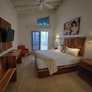Hotel Merrils Deluxe At Veraclub